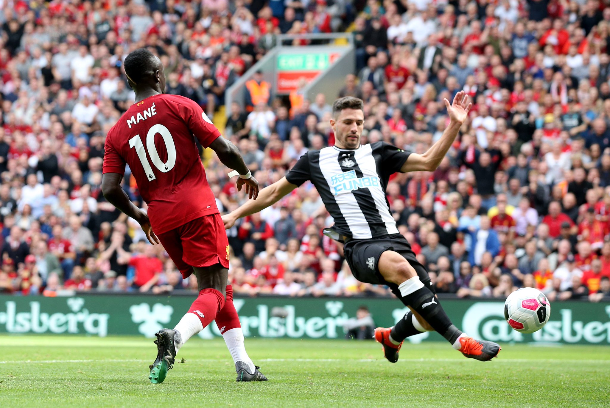 梅赛德斯 梅赛德斯